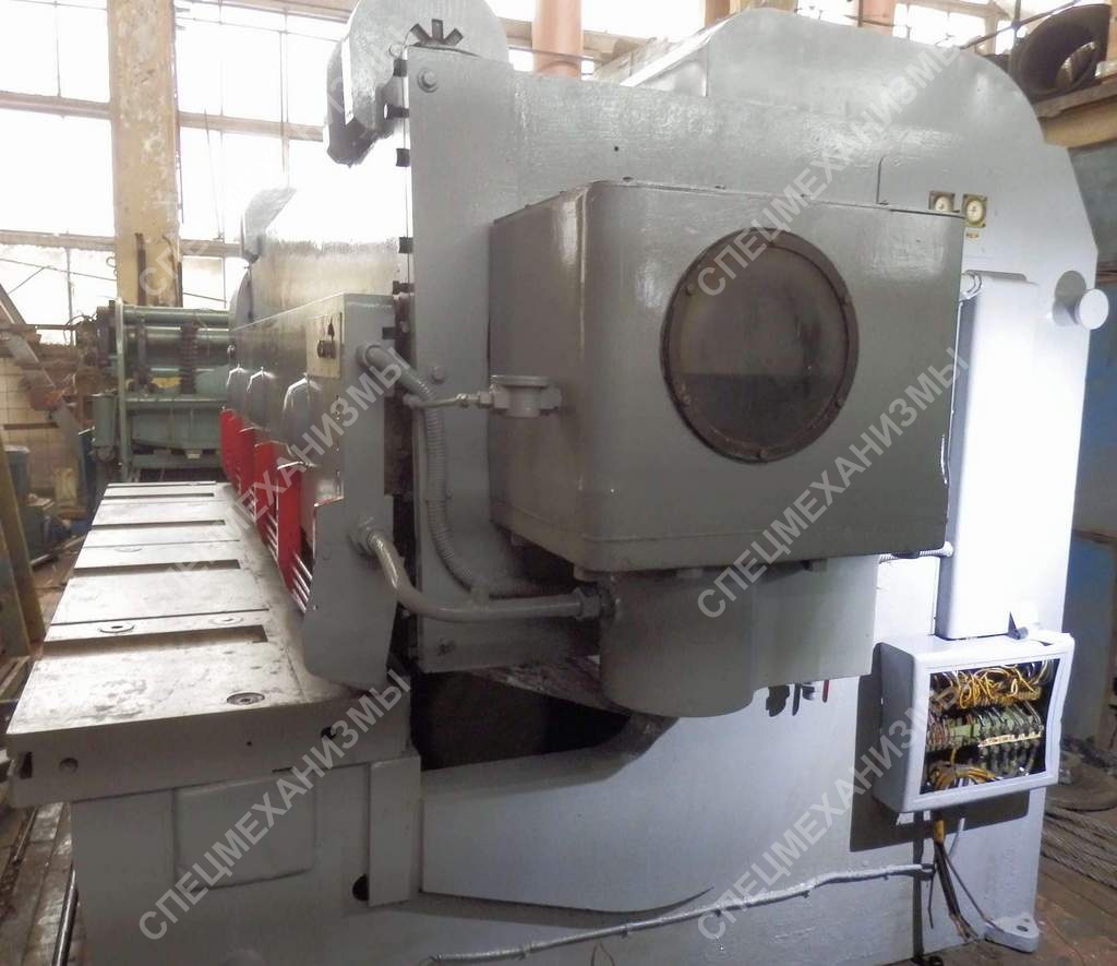Ножницы гильотинные  ScTR 16x3150